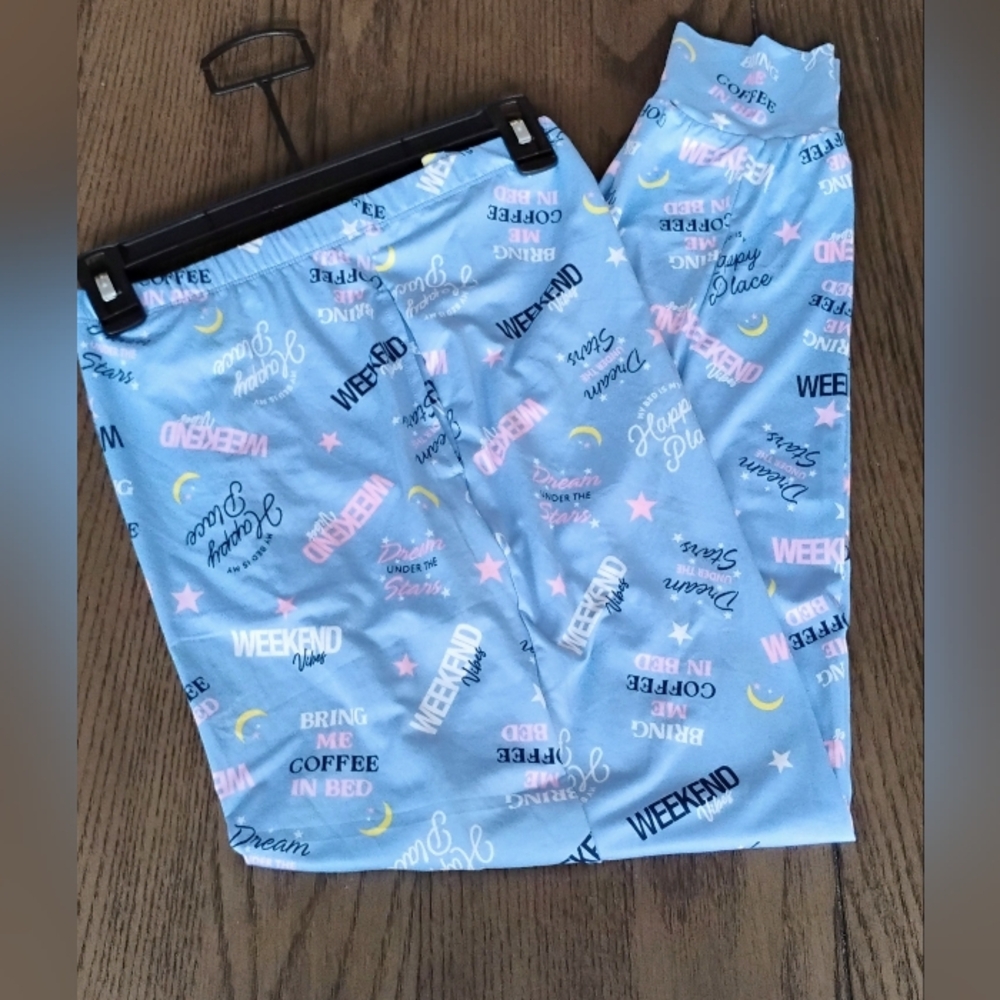Women's Weekend Blue Sleep Tee & Joggers Pajama Set  Various Sizes NWT - Picture 11 of 15